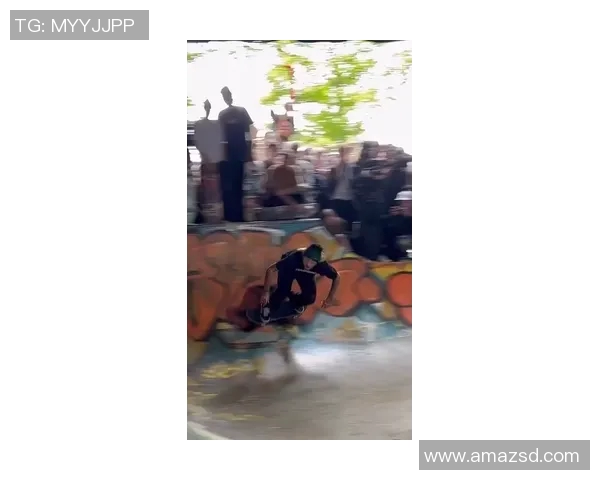 北京极限运动队的进攻战术解析与热点动态探讨