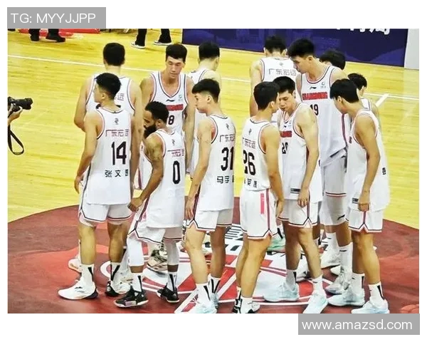 南京同曦迎战广东队期待精彩对决两队实力较量引发球迷热情关注 南京同曦迎战广东队期待精彩对决两队实力较量引发球迷热情关注